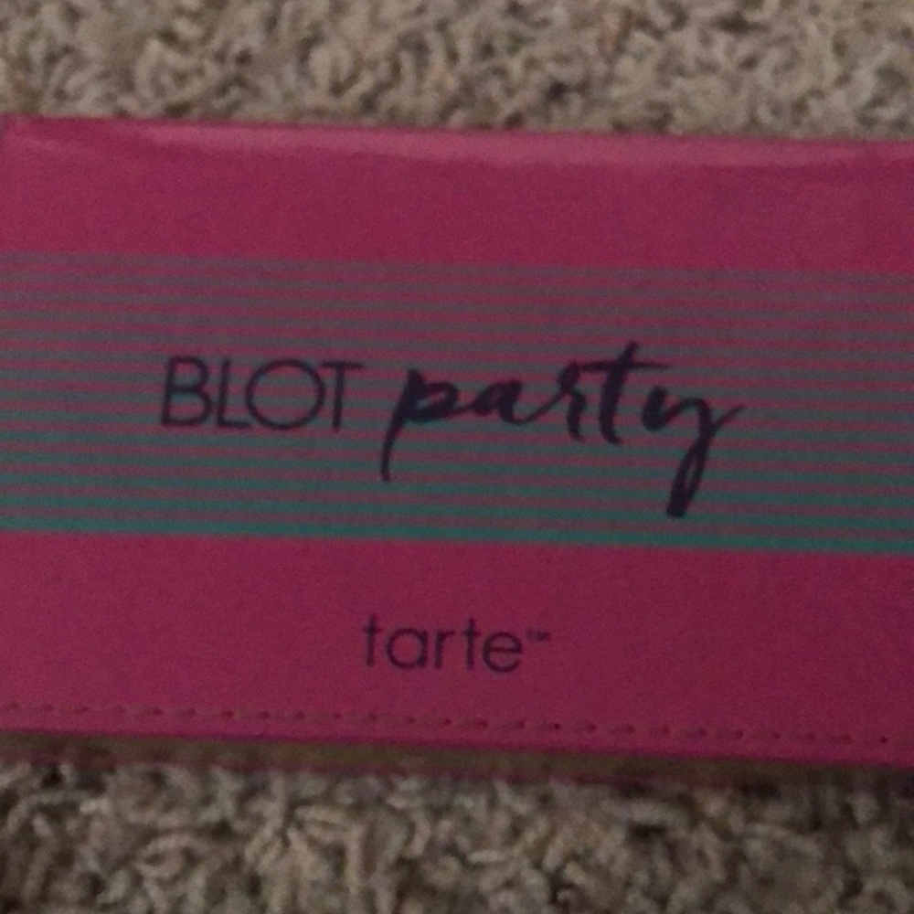 Tarte blot party brand new